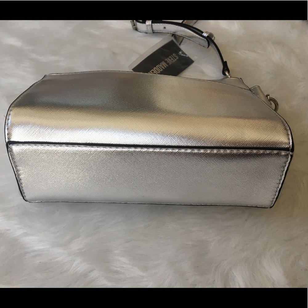 Steve Madden Metallic Silver Purse - Picture 6 of 8